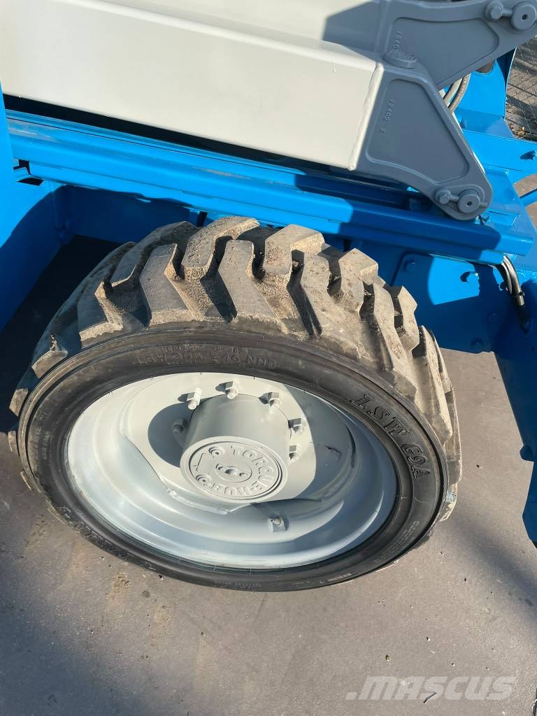 Genie GS 5390 RT Scissor lifts