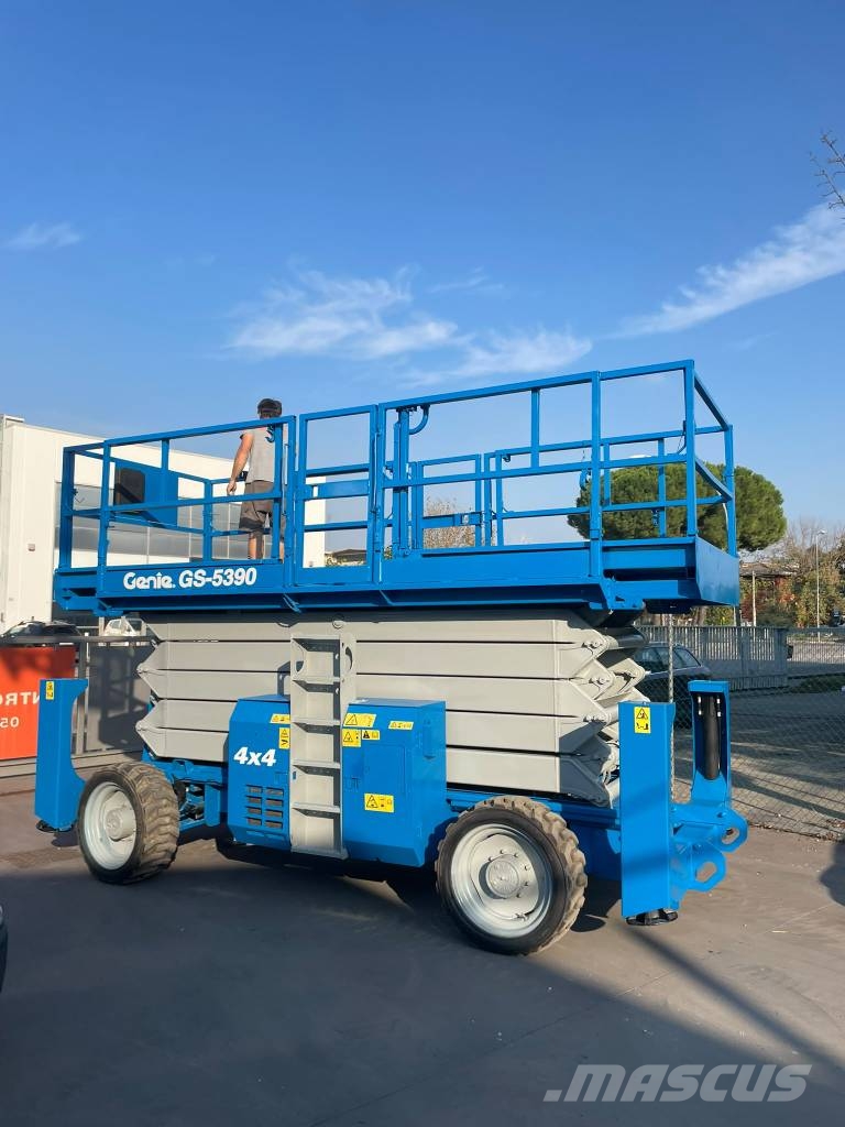 Genie GS 5390 RT Scissor lifts