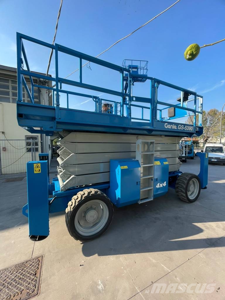 Genie GS 5390 RT Scissor lifts