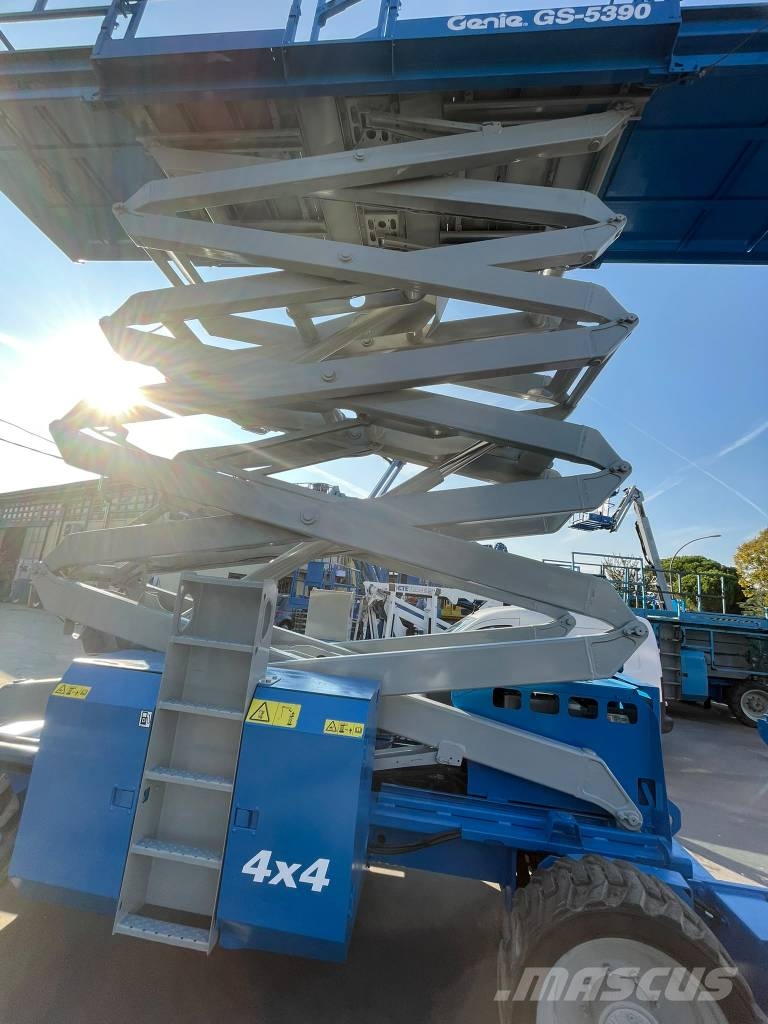 Genie GS 5390 RT Scissor lifts