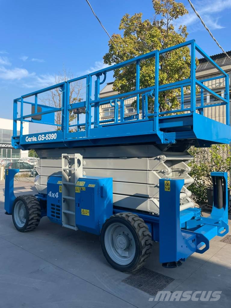 Genie GS 5390 RT Scissor lifts
