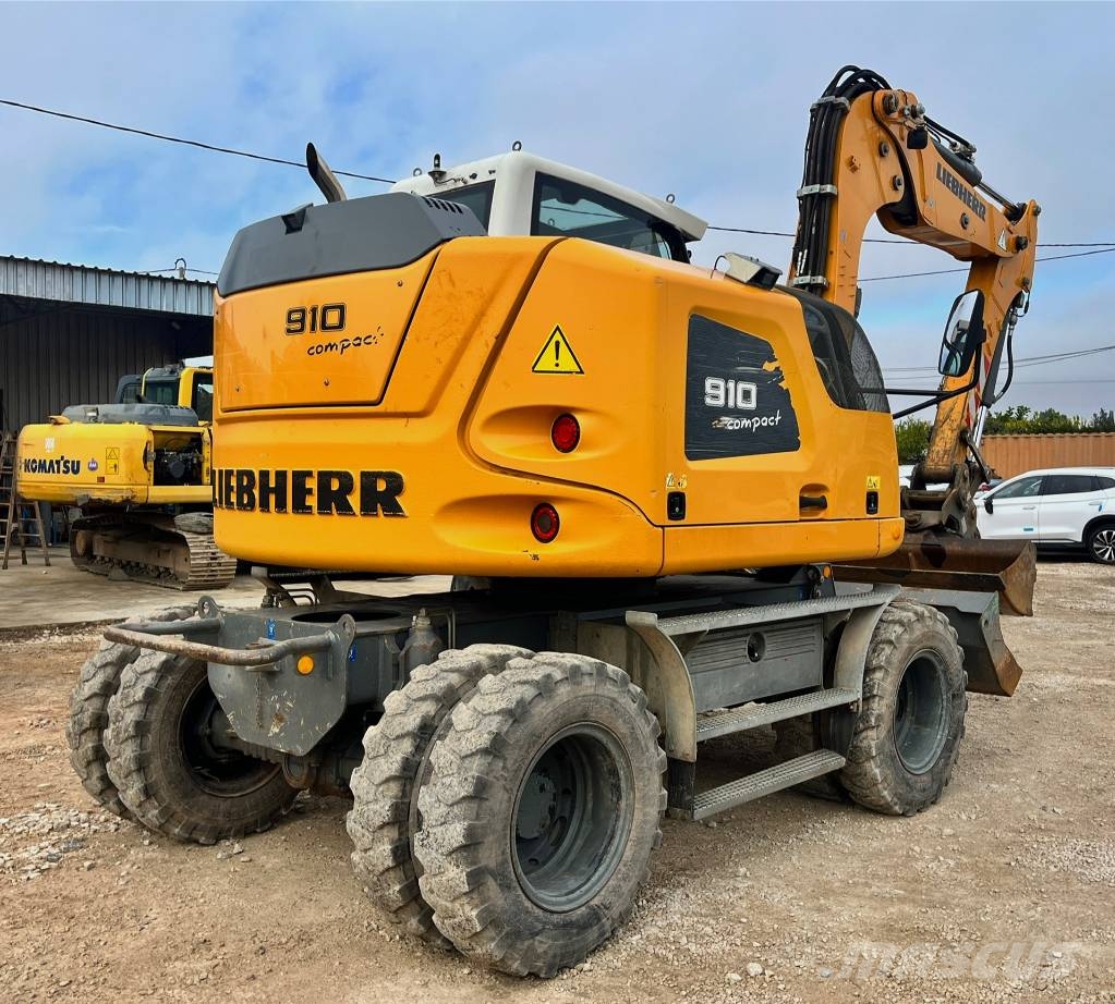 Liebherr A 910 Compact Litronic Mobilbagger