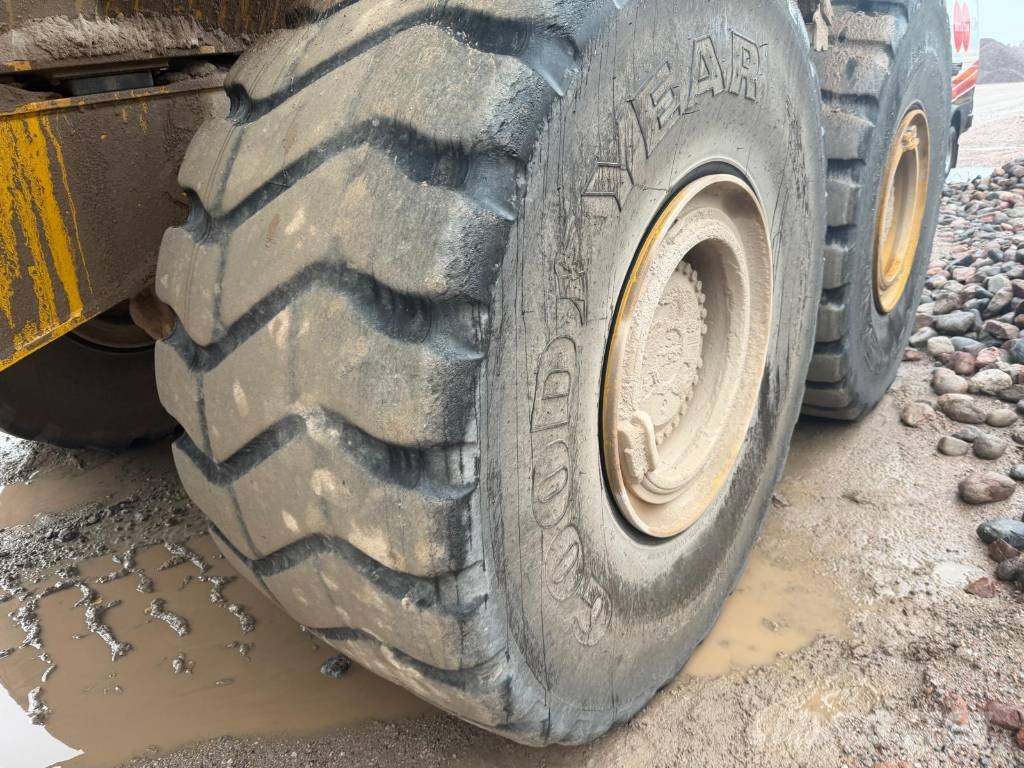 Bell B 45 E Dumper - Knickgelenk