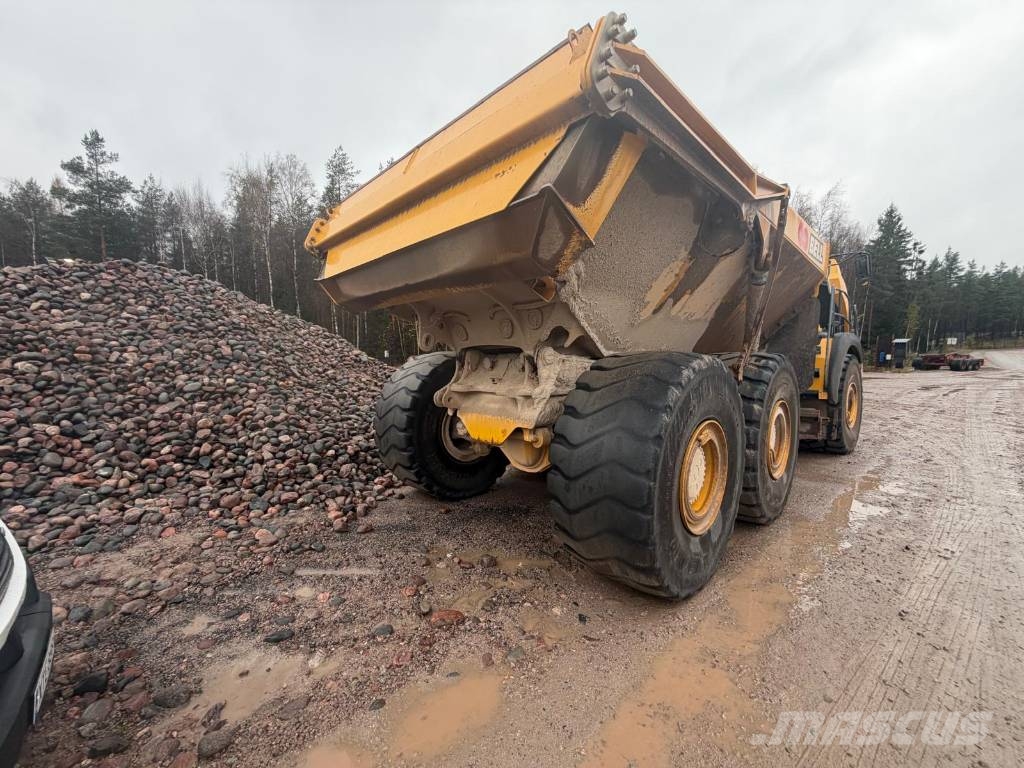 Bell B 45 E Dumper - Knickgelenk