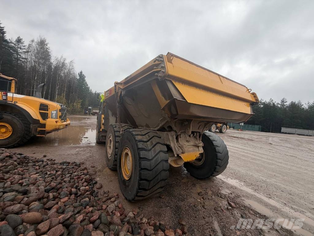 Bell B 45 E Dumper - Knickgelenk