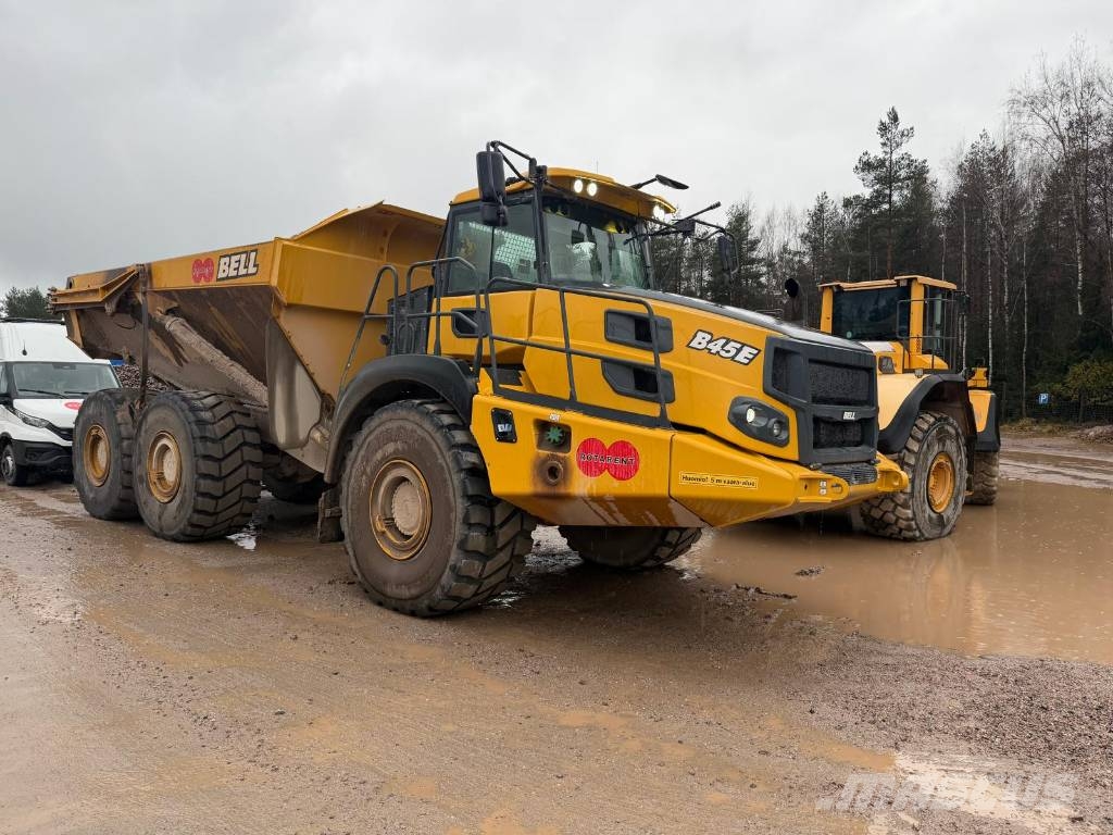 Bell B 45 E Dumper - Knickgelenk