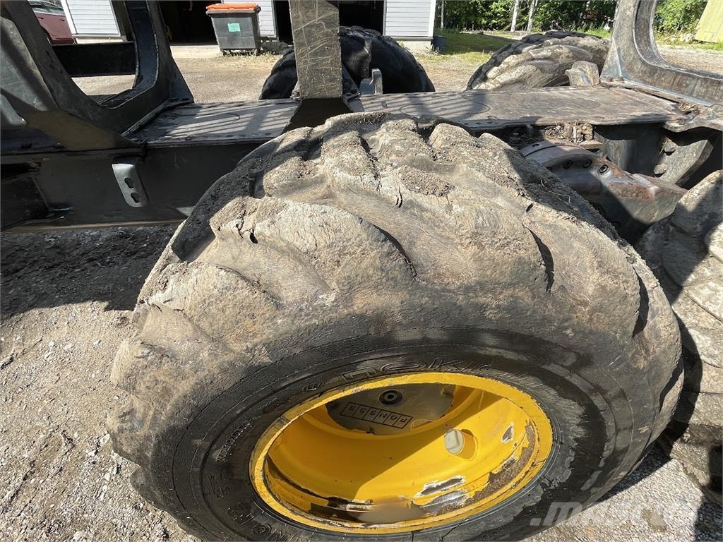 Ponsse ELK 8W Kuormatraktorit