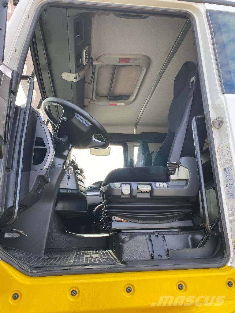 MAN TGX 33.480 6x4BLS/Retarder Origine Française Sattelzugmaschinen