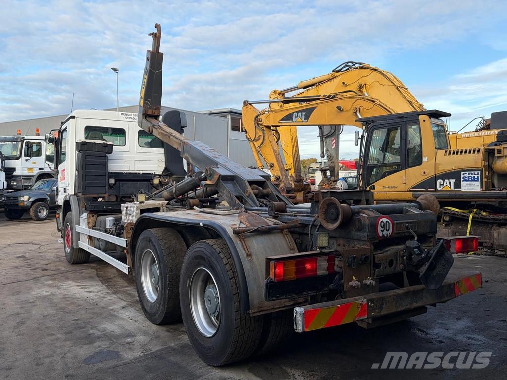 Mercedes-Benz Actros 3344 Multilift - 6x4 - Big Axles - Euro 5 - Vrachtwagen met containersysteem