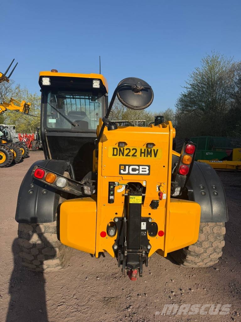 JCB 560-80 Συστήματα τηλεχειρισμού για τη γεωργία