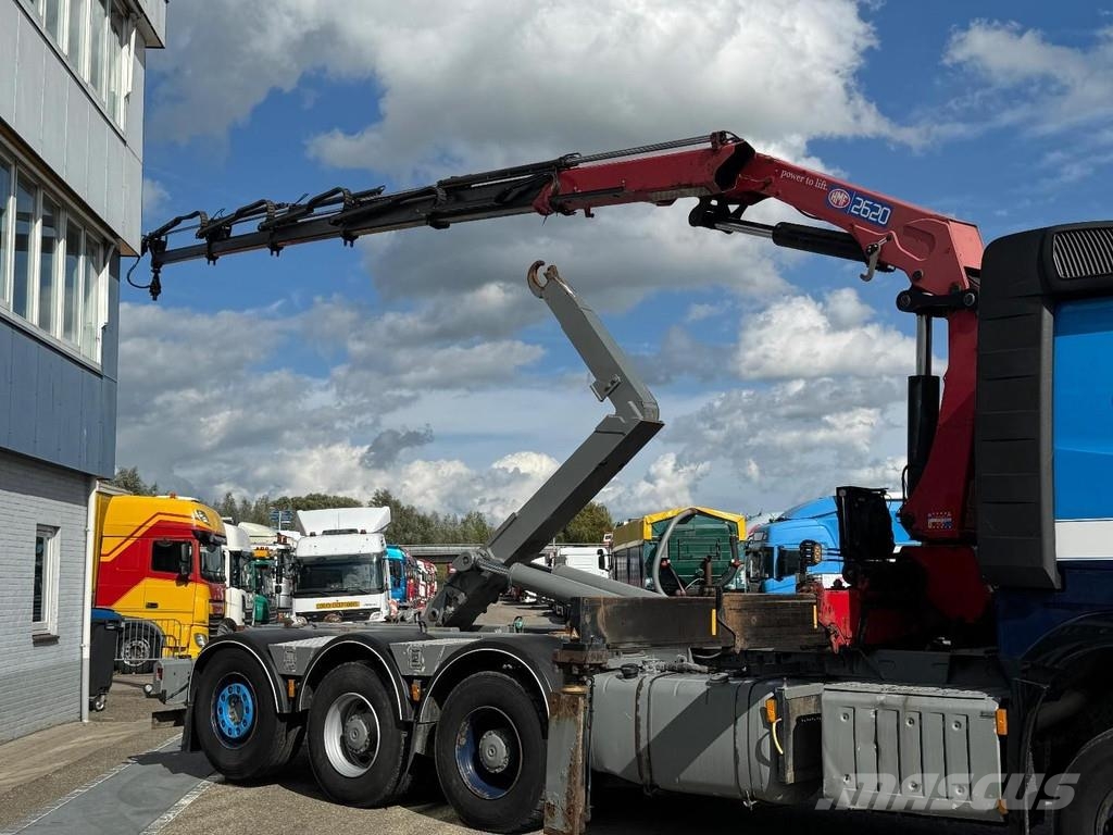 Mercedes-Benz Arocs 3251 8X4 EURO 6 + HMF 2620K-RC + REMOTE CONT Kranen voor alle terreinen