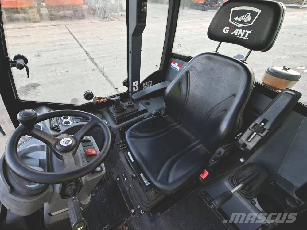 GiANT G 3500 X-tra Kompaktlader