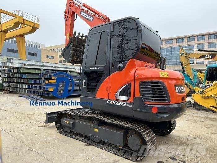Doosan DX60 Mini bageri < 7t