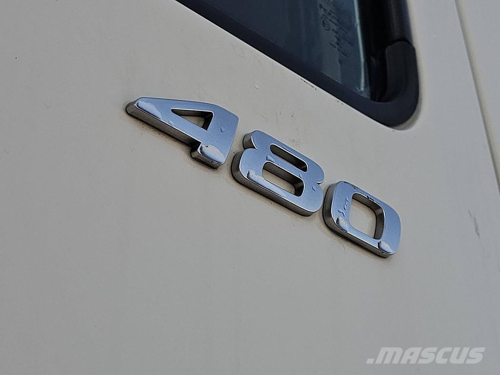 DAF XF 480 SSC FAR Camiones con chasís y cabina