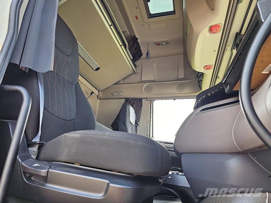 DAF XF 480 SSC FAR Camiones con chasís y cabina