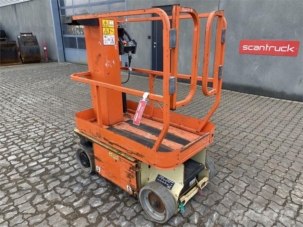 JLG 1230ES Henkilönostimet ja nostolaitteet