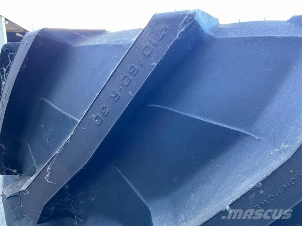 JCB KOMPLETTRÄDER 710/70R30 TRELLEBORG Traktorer