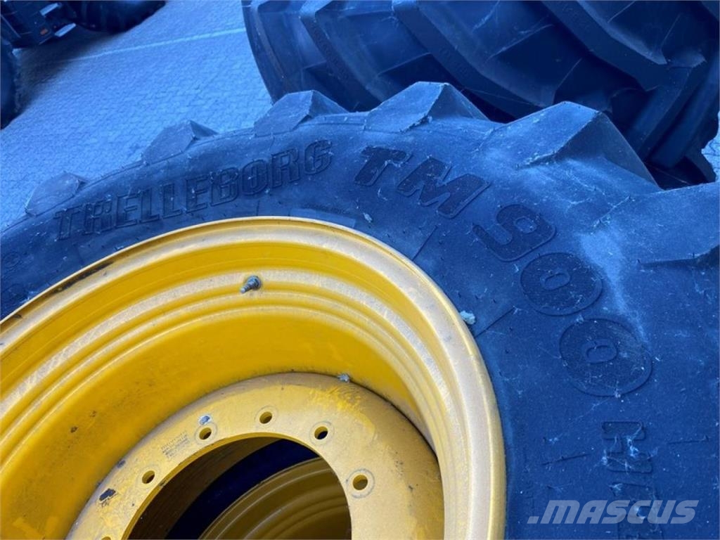 JCB KOMPLETTRÄDER 710/70R30 TRELLEBORG Traktorer