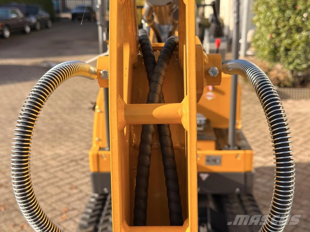 Taikon KT18 PRO Mini excavator, Kubota D722 engine Mini bagri <7t