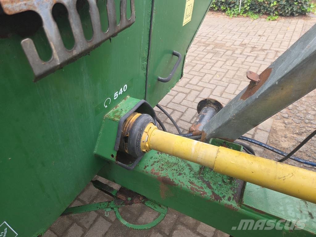 Keenan Klassik 100 FP Mešalne hranilnice