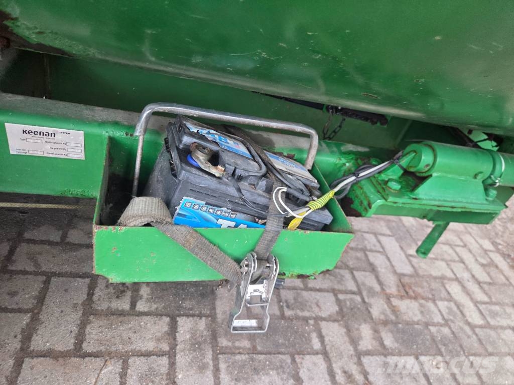 Keenan Klassik 100 FP Mešalne hranilnice