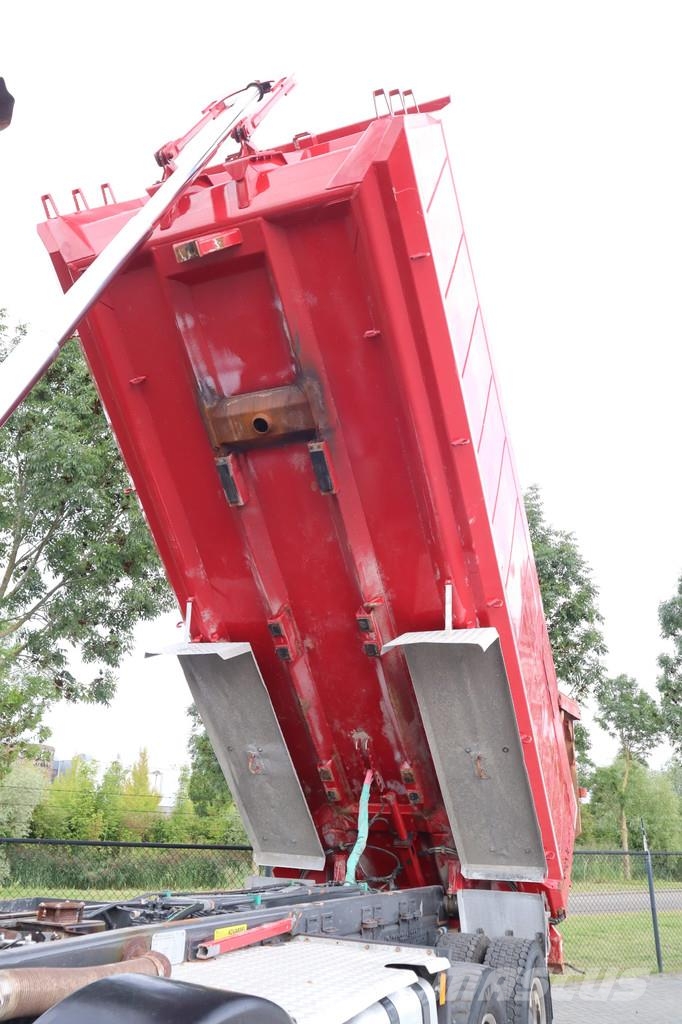 Mercedes-Benz AROCS 4153 | 8X4 | LOW KM!! | RETARDER | FULL STEE شاحنات قلابة
