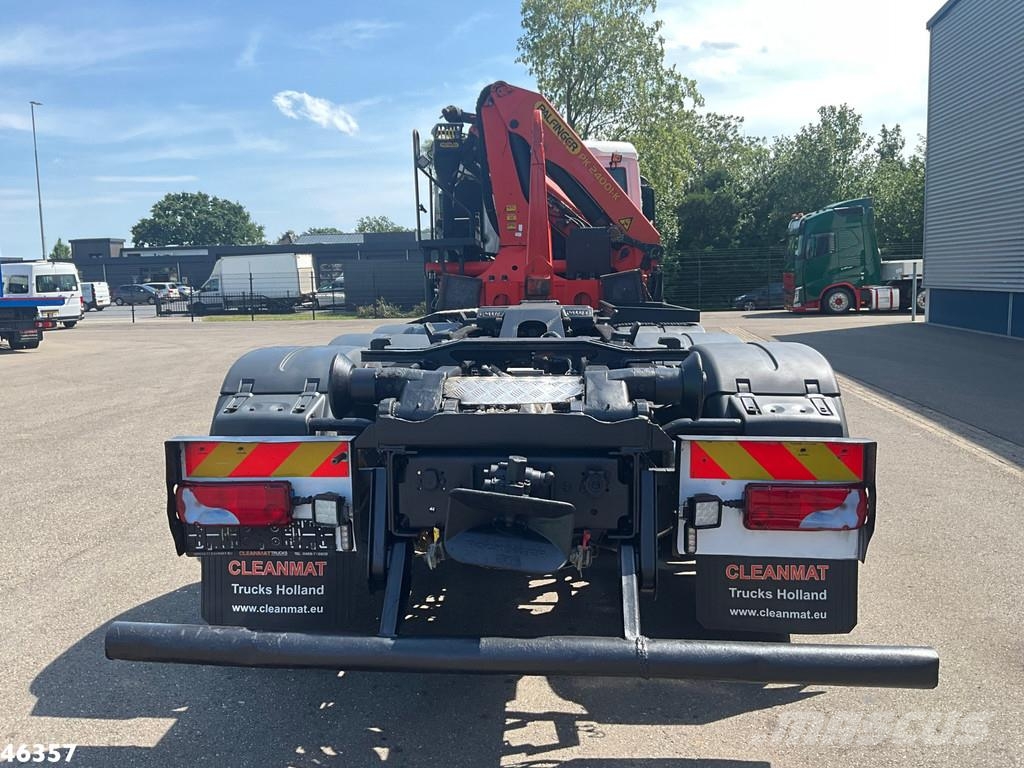 MAN TGS 32.440 8x4 Palfinger 24 Tonmeter laadkraan Camion cu carlig de ridicare