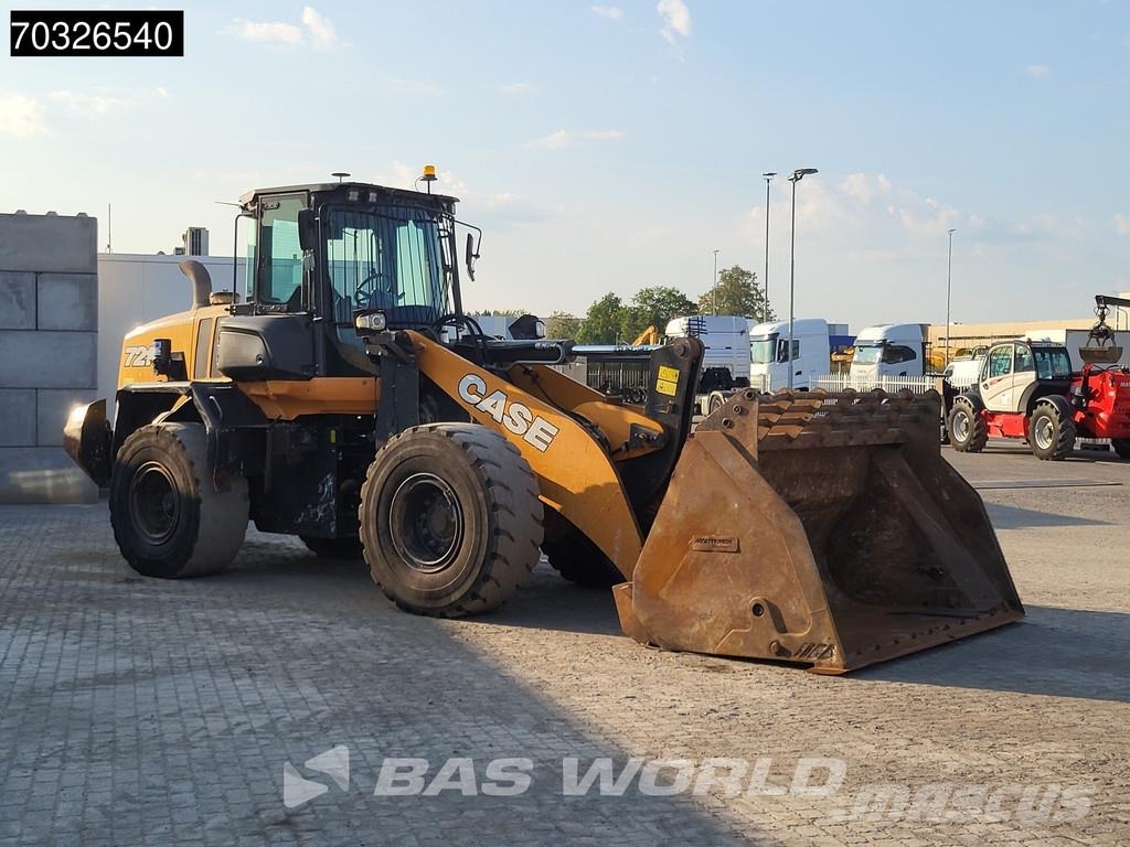 CASE 721 G لوادر بعجل