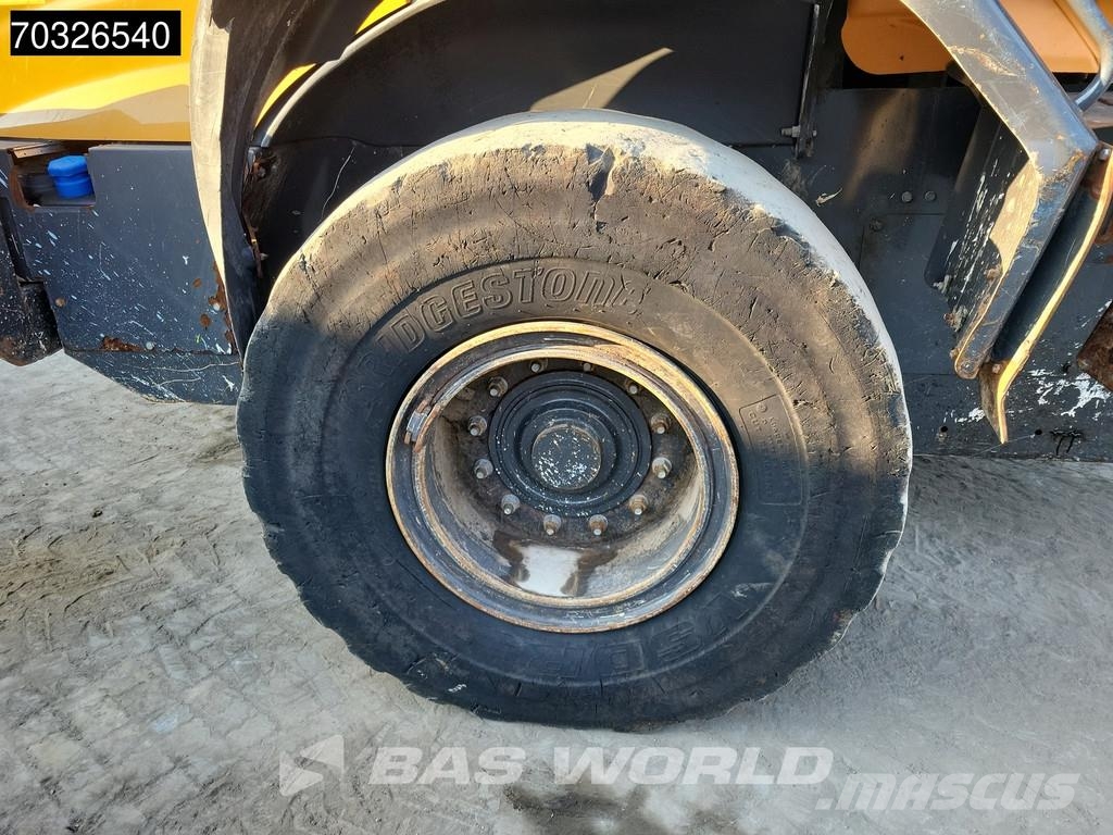 CASE 721 G لوادر بعجل