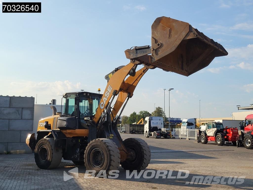 CASE 721 G لوادر بعجل