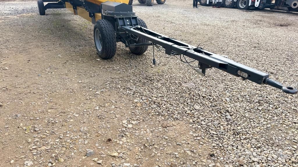 New Holland CX8.90 Varifeed 28 ft Derliaus nuėmimo kombainai