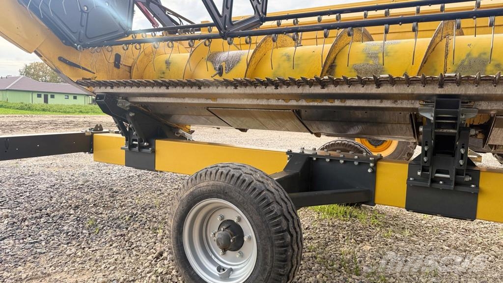 New Holland CX8.90 Varifeed 28 ft Derliaus nuėmimo kombainai