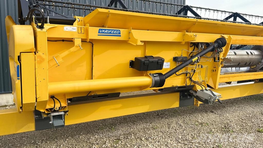 New Holland CX8.90 Varifeed 28 ft Derliaus nuėmimo kombainai