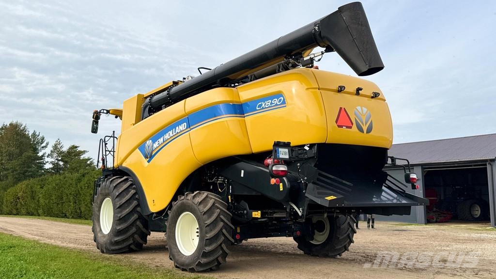 New Holland CX8.90 Varifeed 28 ft Derliaus nuėmimo kombainai