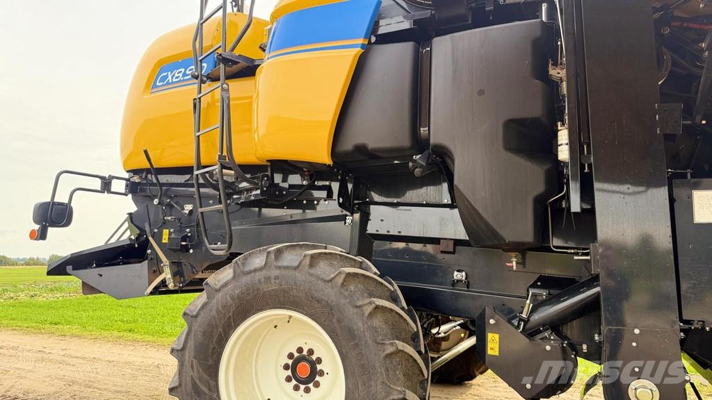 New Holland CX8.90 Varifeed 28 ft Derliaus nuėmimo kombainai