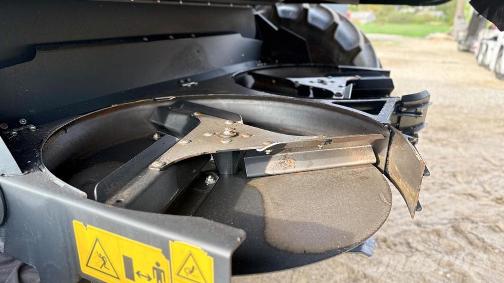 New Holland CX8.90 Varifeed 28 ft Derliaus nuėmimo kombainai
