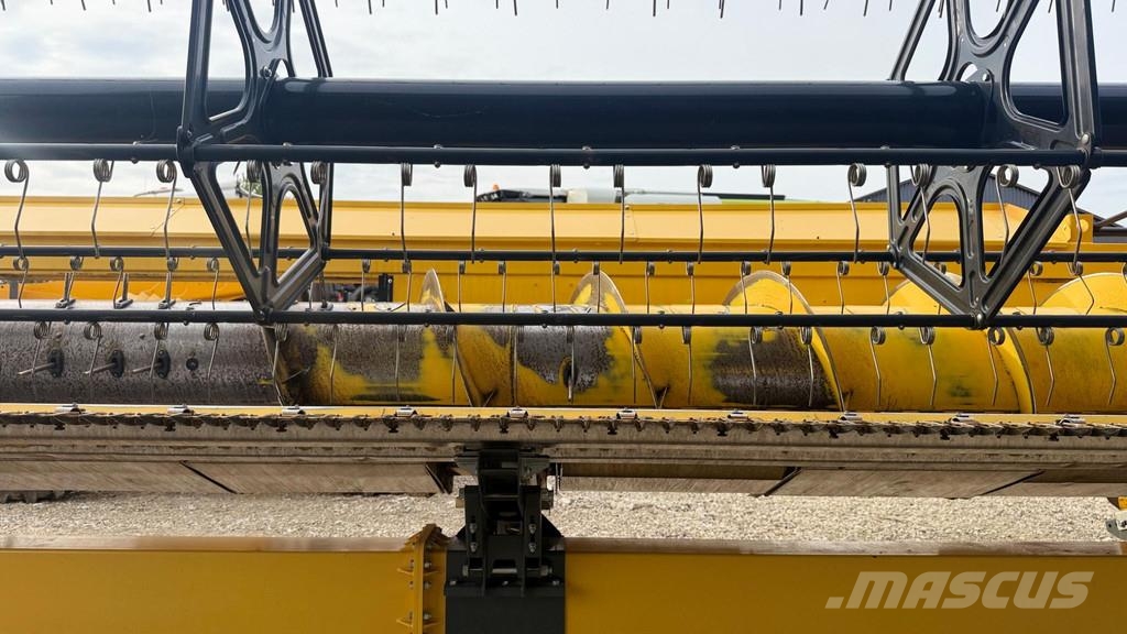 New Holland CX8.90 Varifeed 28 ft Derliaus nuėmimo kombainai
