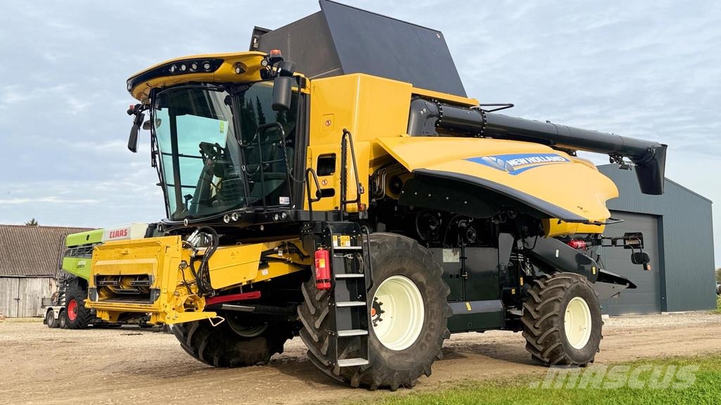 New Holland CX8.90 Varifeed 28 ft Derliaus nuėmimo kombainai