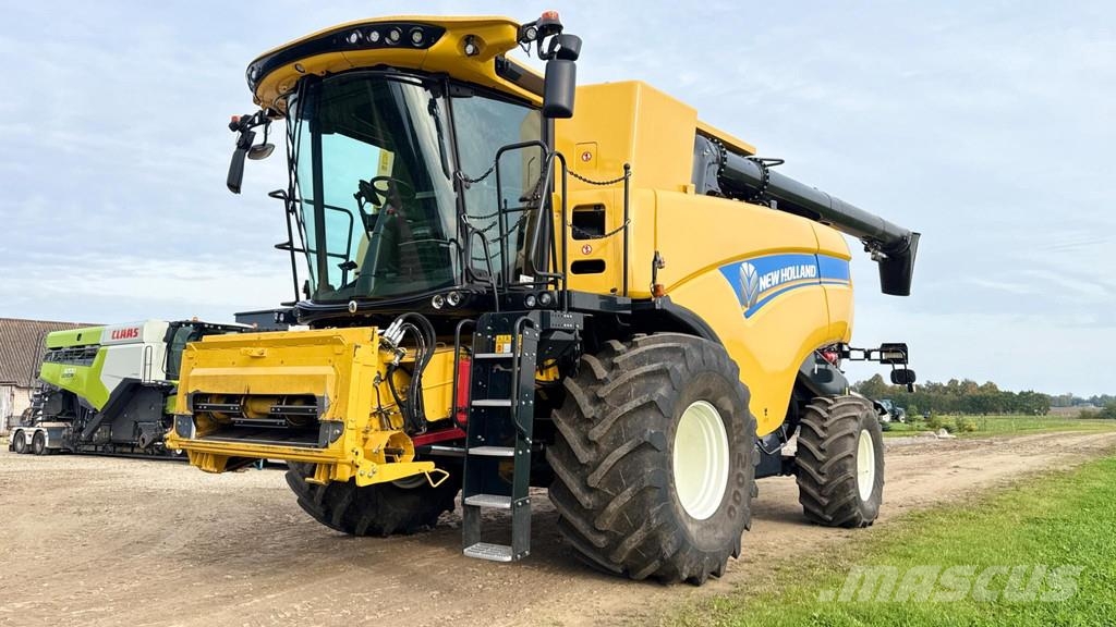 New Holland CX8.90 Varifeed 28 ft Derliaus nuėmimo kombainai