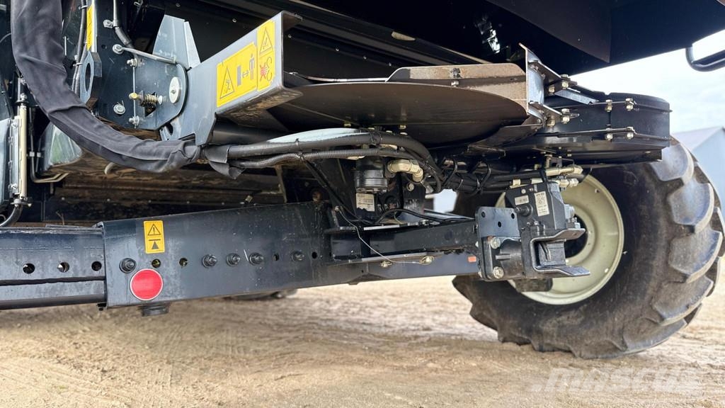 New Holland CX8.90 Varifeed 28 ft Derliaus nuėmimo kombainai