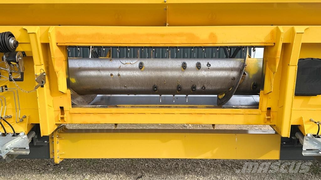 New Holland CX8.90 Varifeed 28 ft Derliaus nuėmimo kombainai