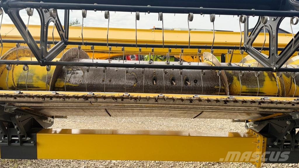 New Holland CX8.90 Varifeed 28 ft Derliaus nuėmimo kombainai