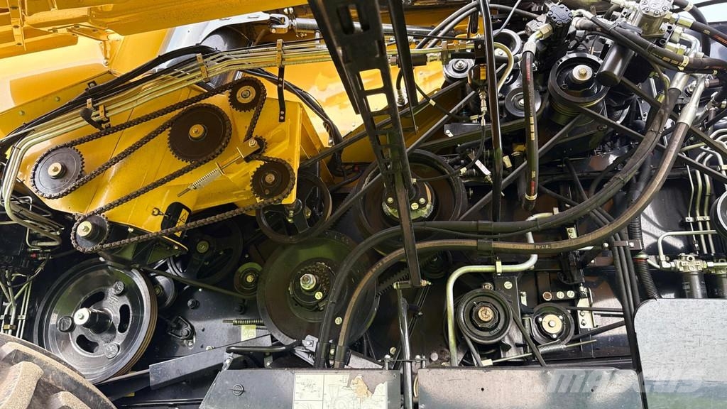 New Holland CX8.90 Varifeed 28 ft Derliaus nuėmimo kombainai