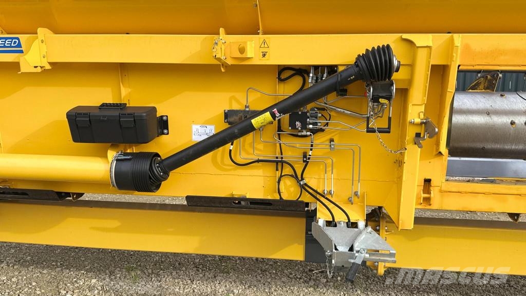 New Holland CX8.90 Varifeed 28 ft Derliaus nuėmimo kombainai