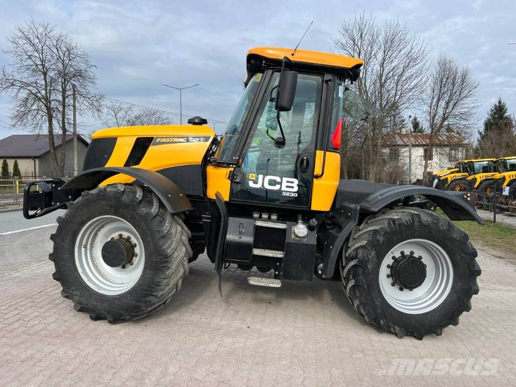 JCB Fastrac 3230 HMV Trattori