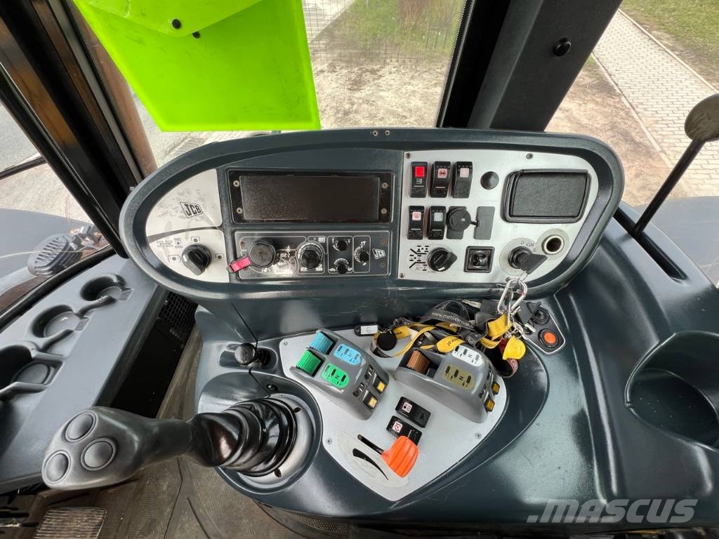 JCB Fastrac 3230 HMV Trattori