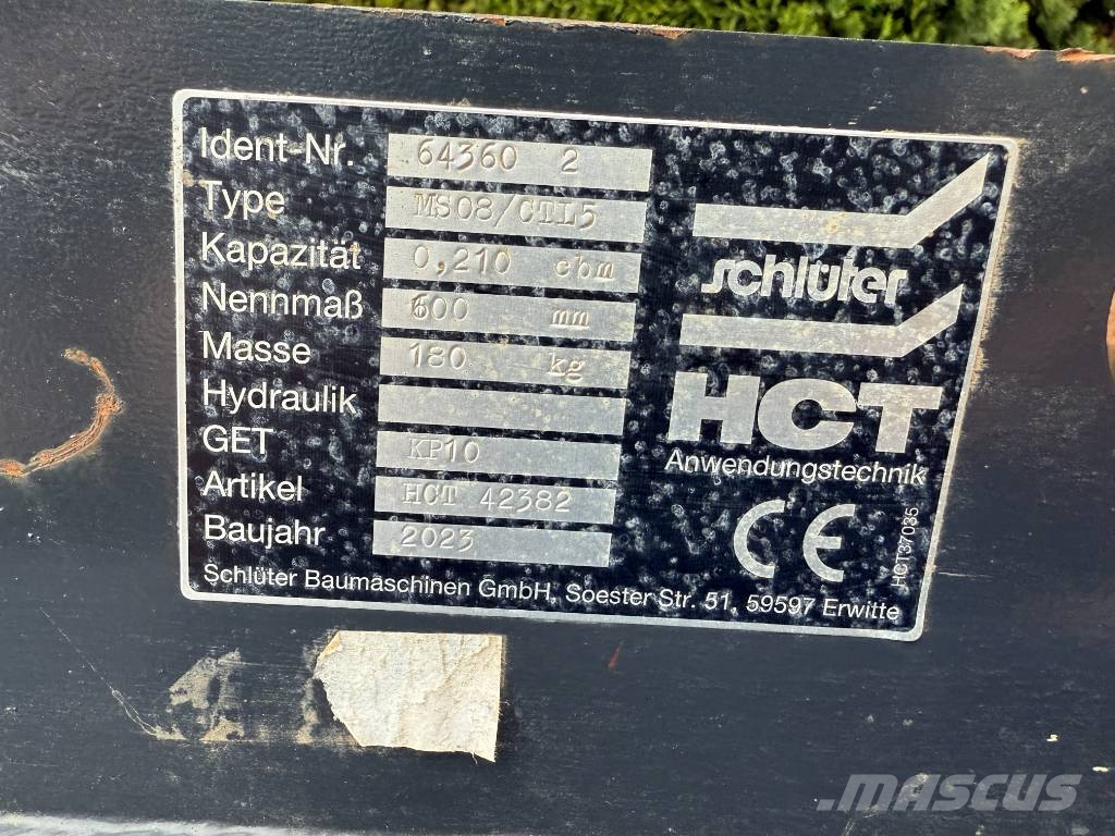 Komatsu PW 98 MR-8 Колісні екскаватори