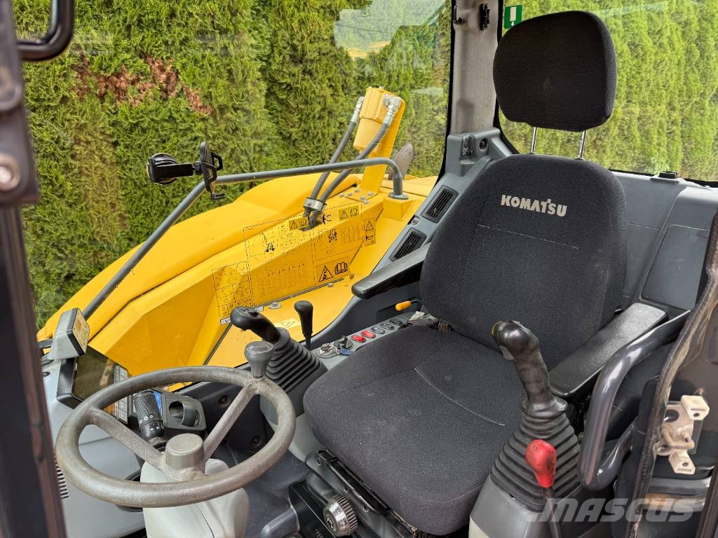 Komatsu PW 98 MR-8 Колісні екскаватори