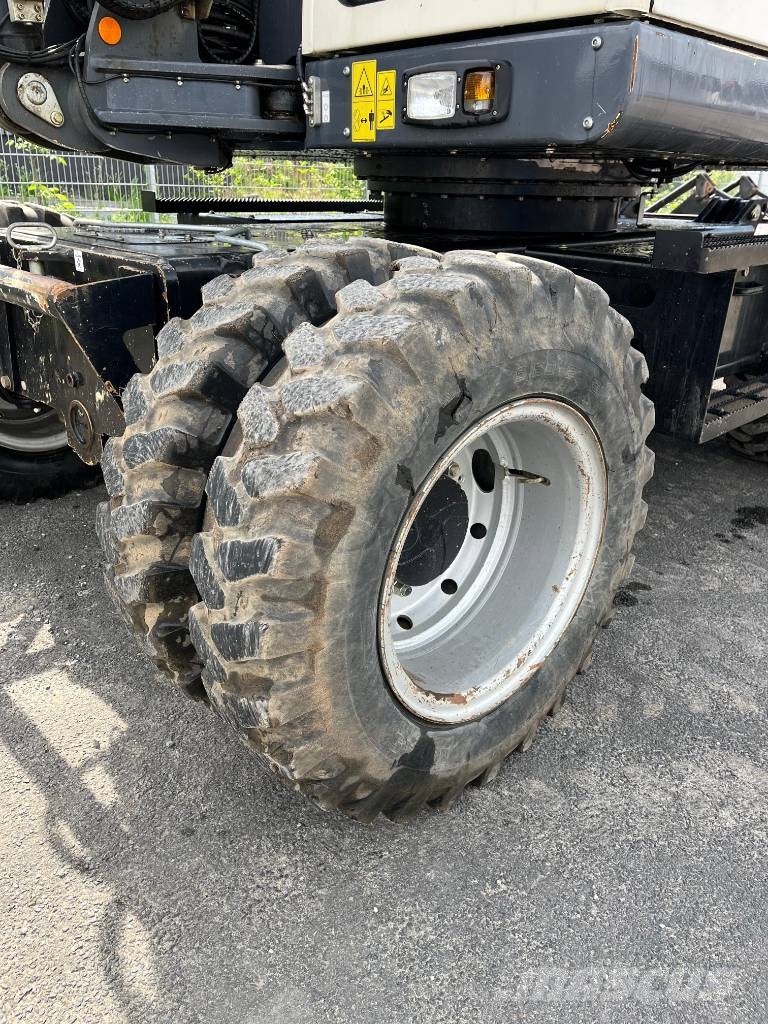Schaeff TW 110 Lastik tekerli ekskavatörler