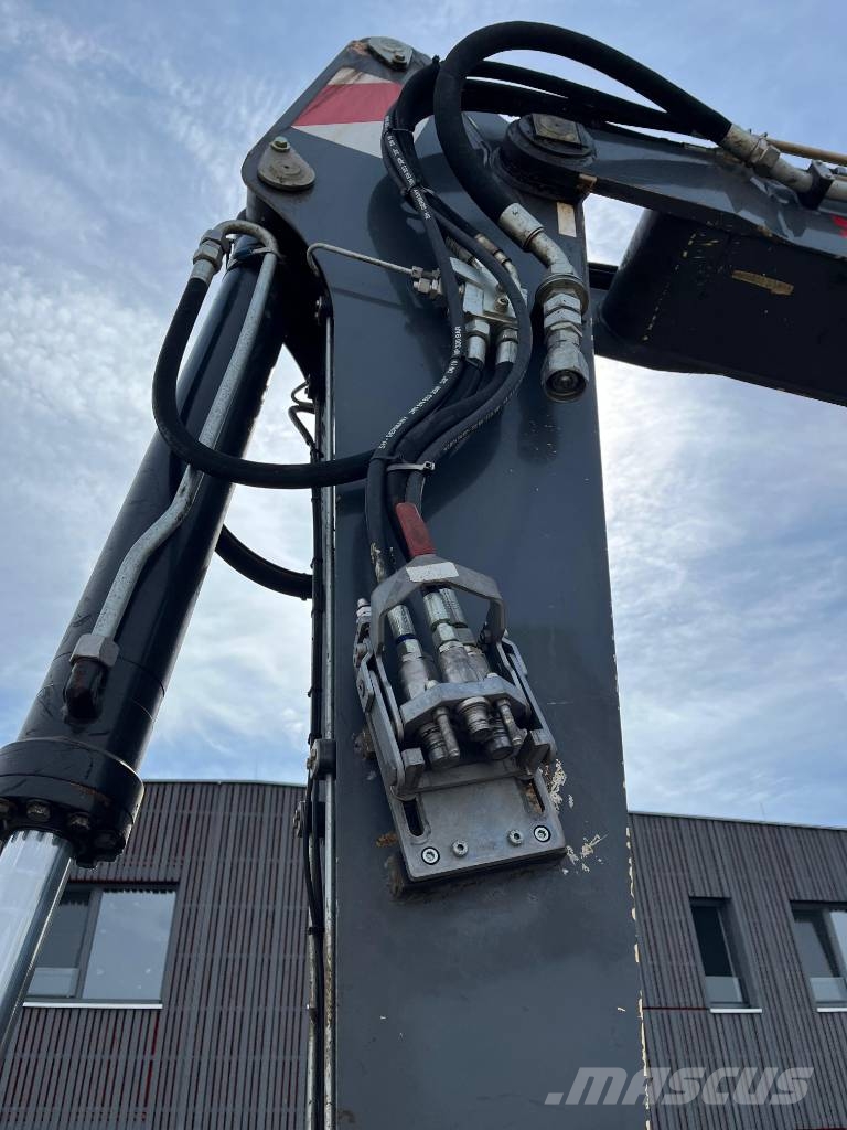 Schaeff TW 110 Lastik tekerli ekskavatörler